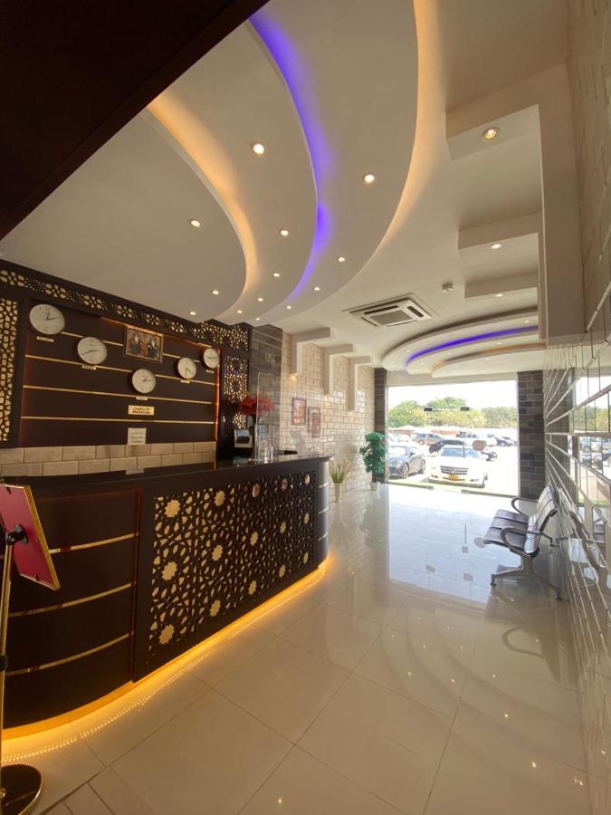 Aljawhara Inn Hotel 锡卜 外观 照片